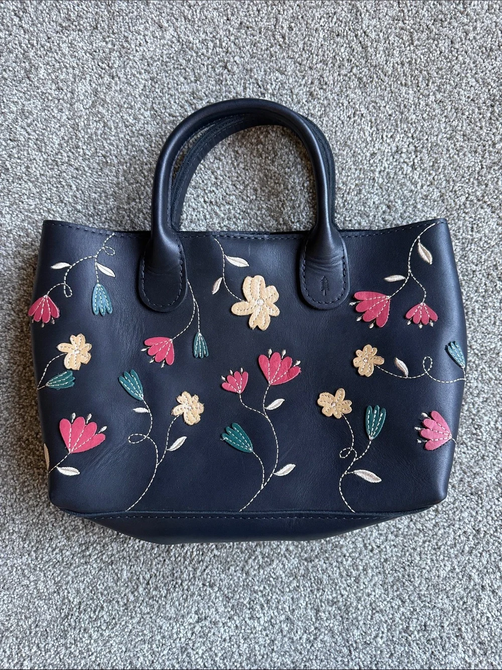 NWOT, Raindrop Satchel Bag, Limited Edition, Black